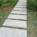 鄂州 芝麻黑小区踏步、汀步石铺装效果