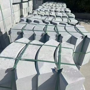 鄂州 芝麻灰弧形路沿石
