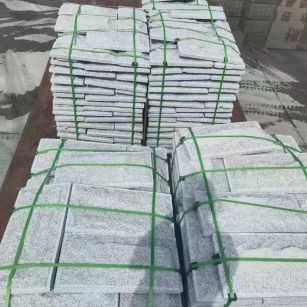 鄂州 芝麻白蘑菇石装车出货