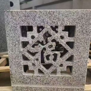 鄂州 芝麻白花岗岩镂空雕花灯笼