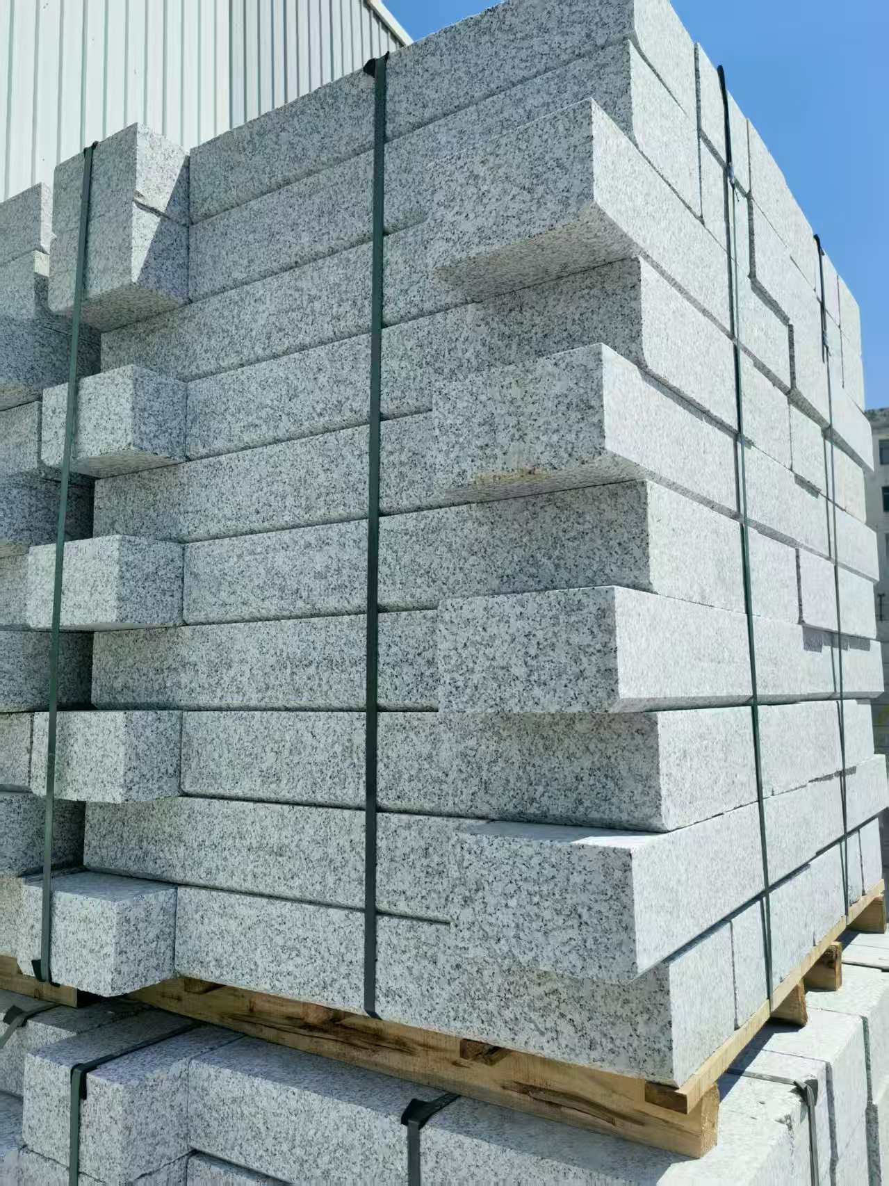 鄂州 路沿石颜色均匀、尺寸标准