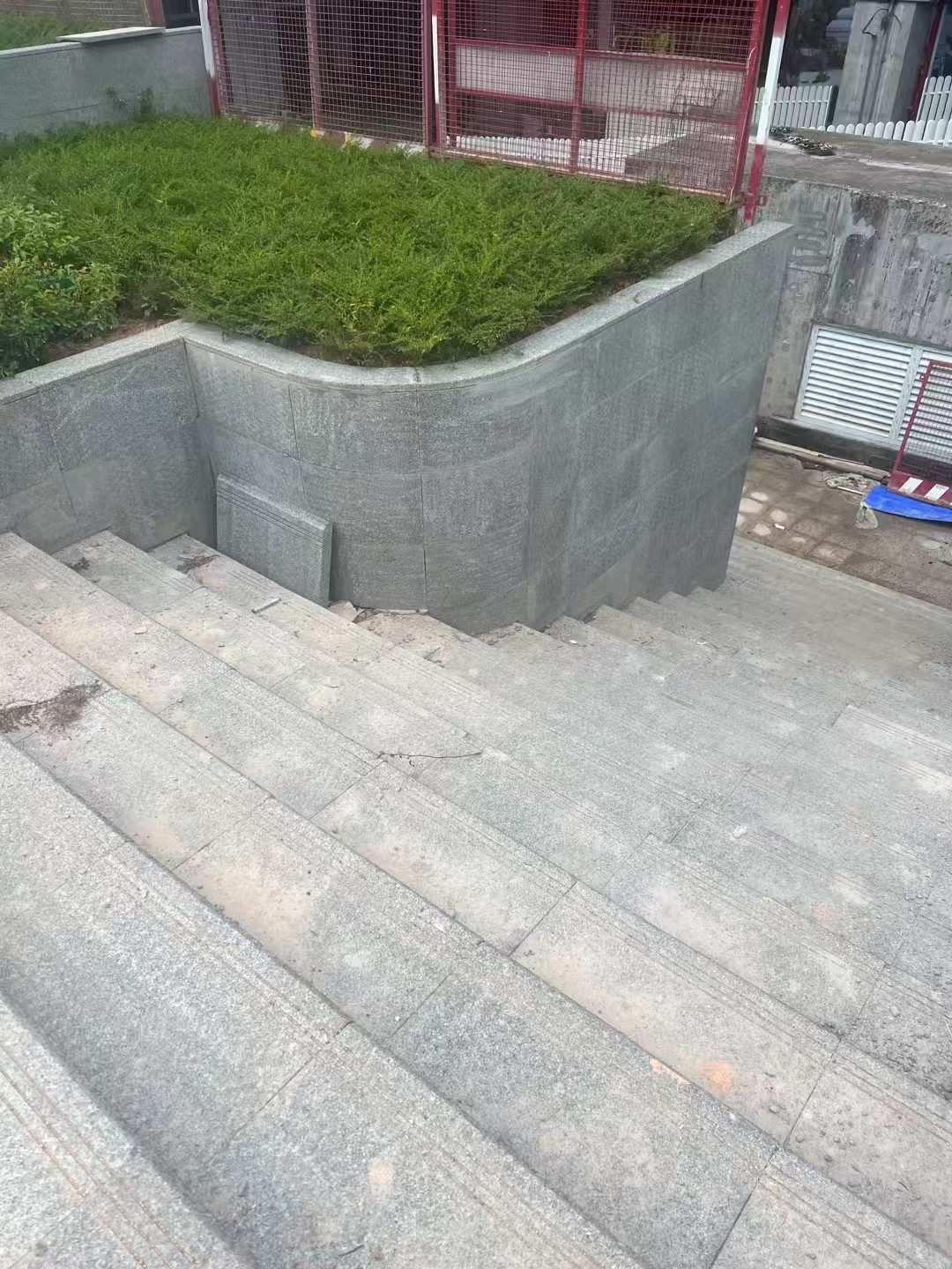 鄂州 芝麻黑火烧面铺装案例