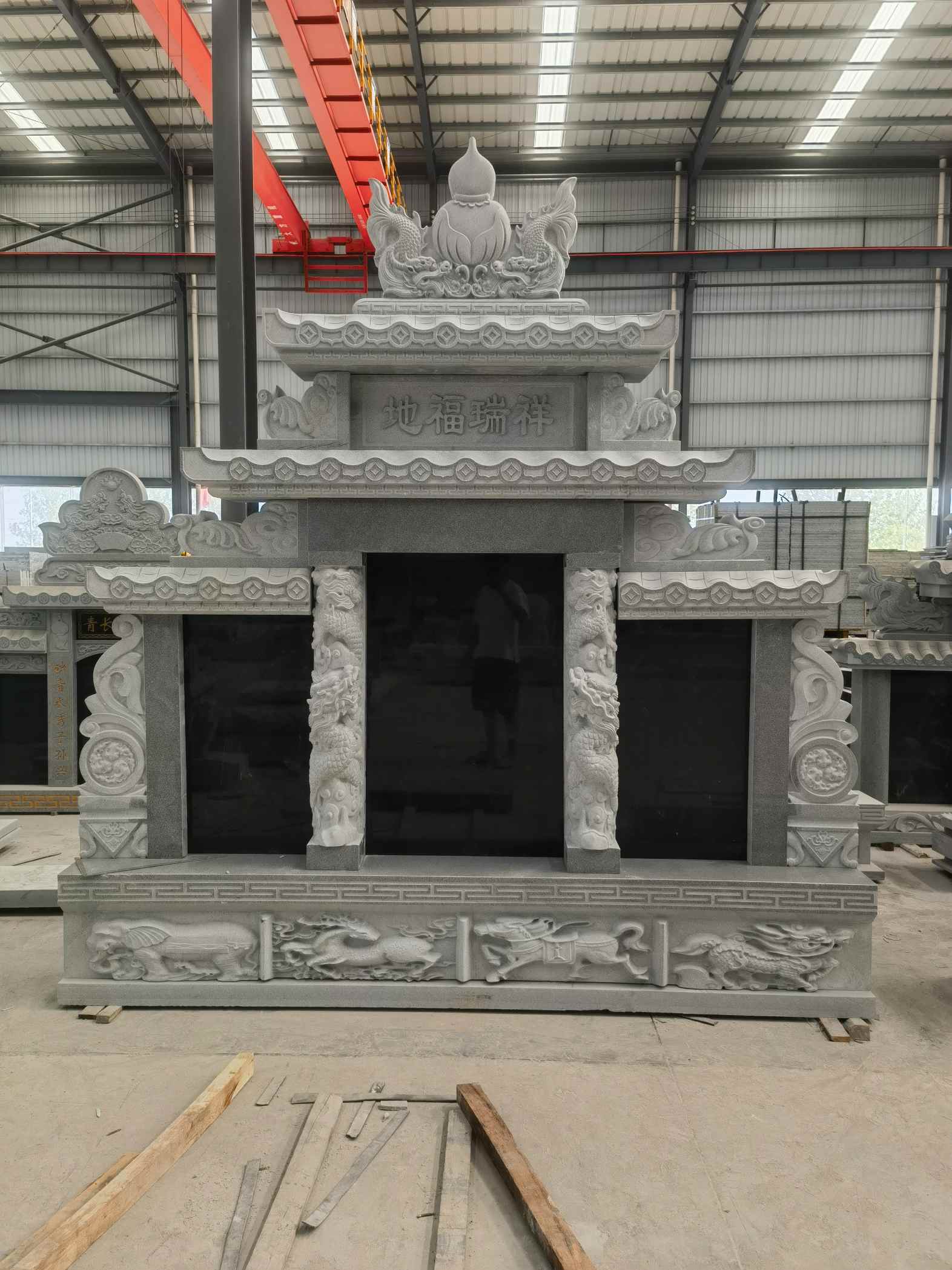 鄂州 芝麻灰高档墓碑、土墓，一套也支持定做