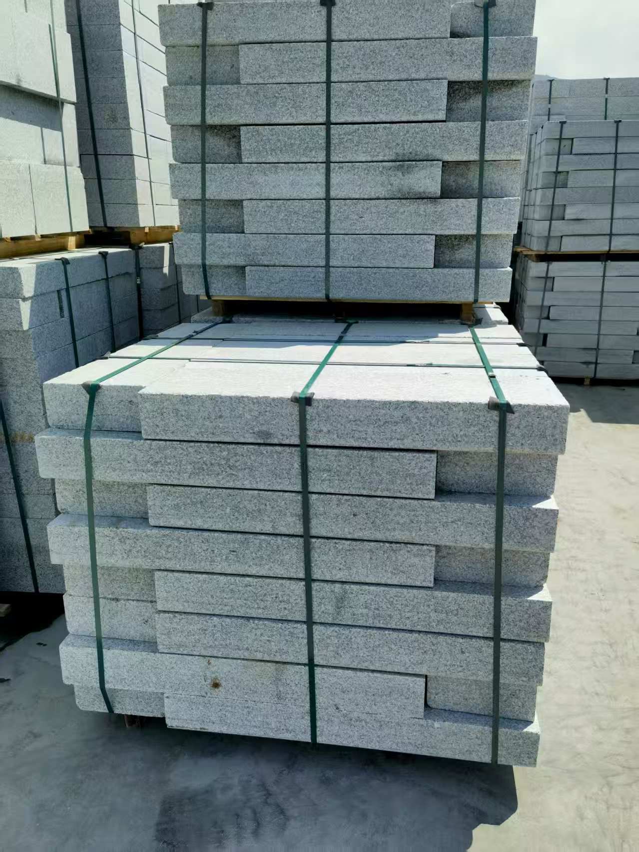 鄂州 芙蓉白花岗岩路沿石、平石尺寸标准，色泽均匀