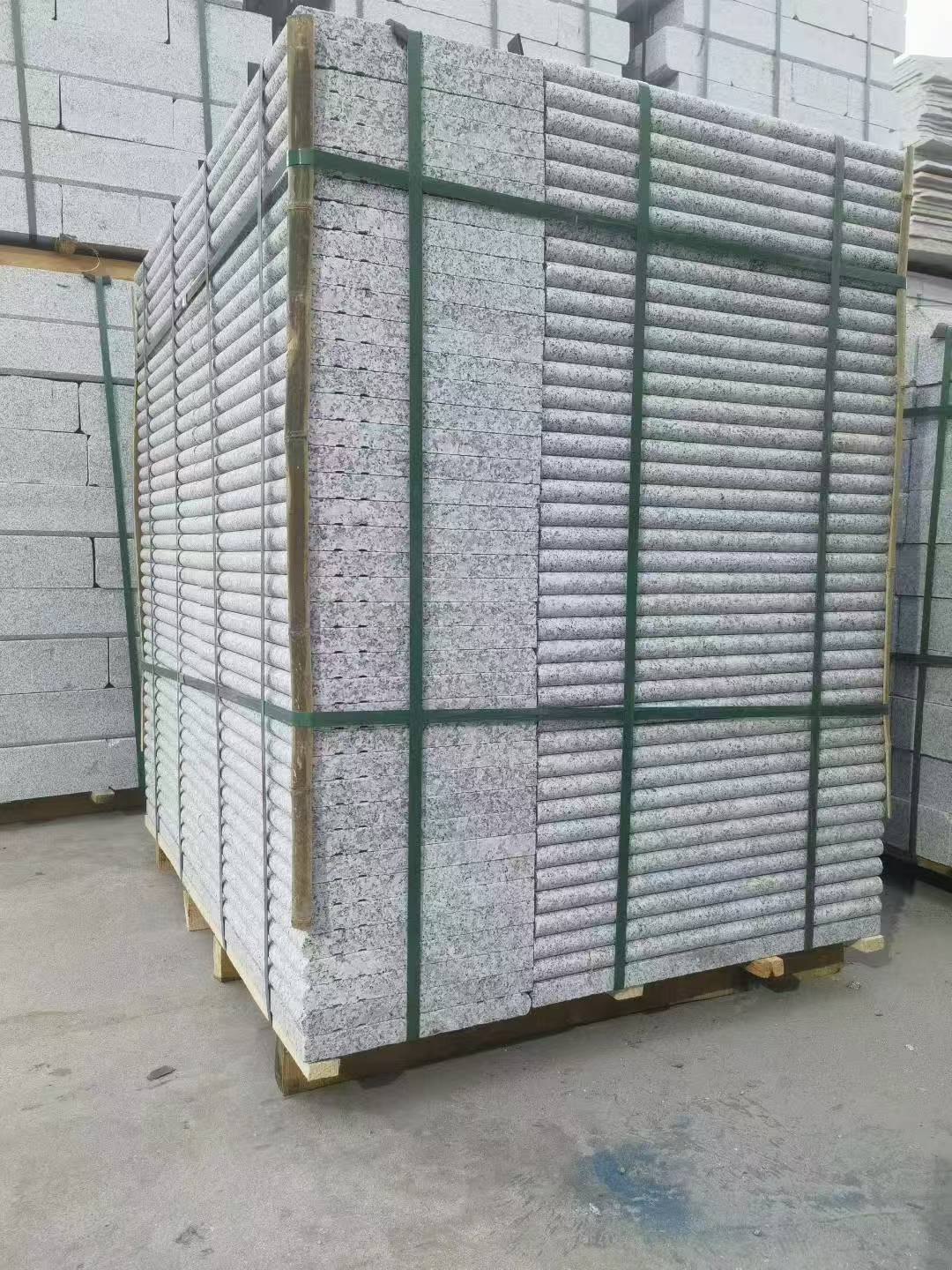 鄂州 芙蓉白3公分厚磨圆边、拉槽，楼梯踏步