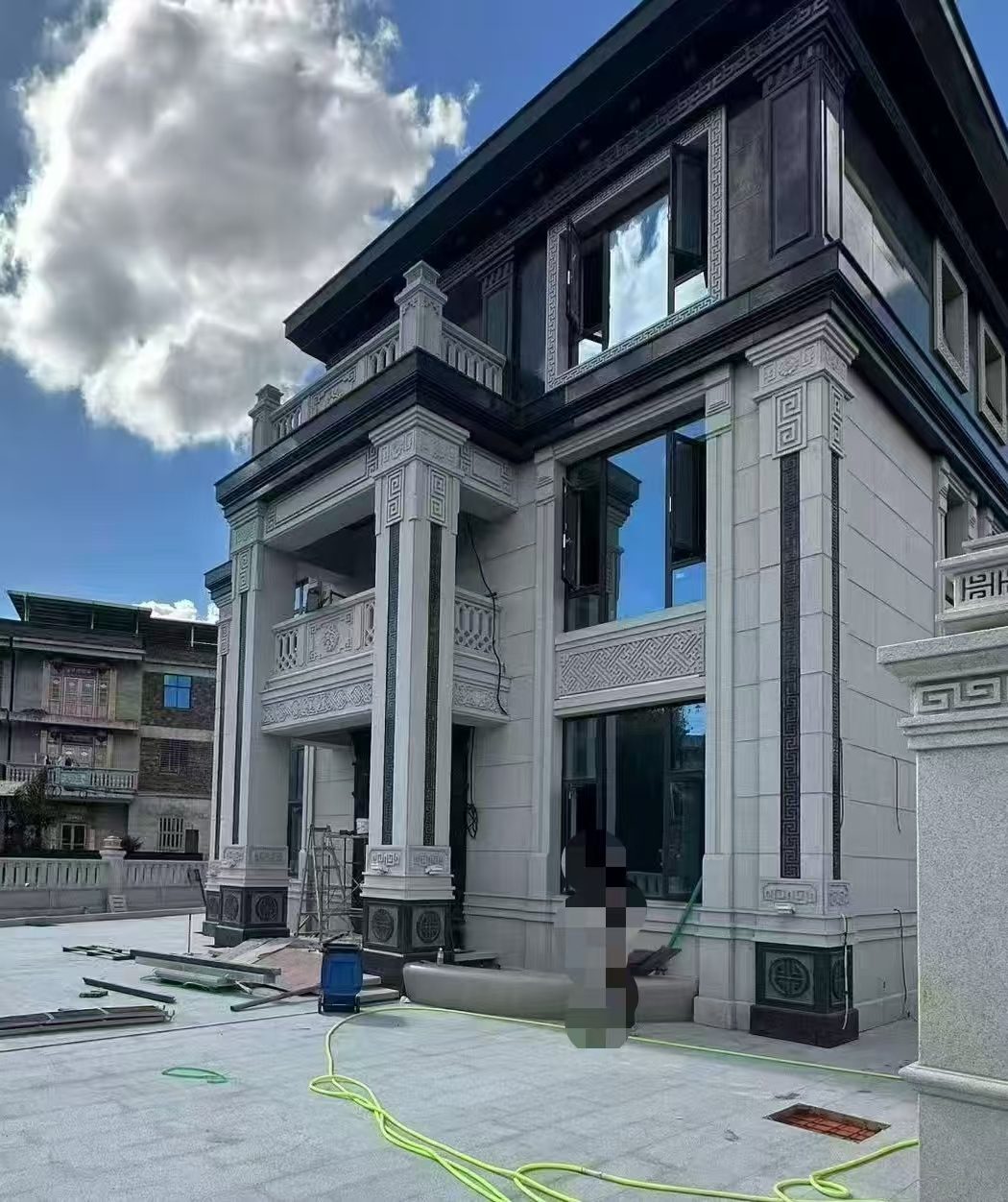 鄂州 别墅干挂，芝麻白与芝麻黑完美配合